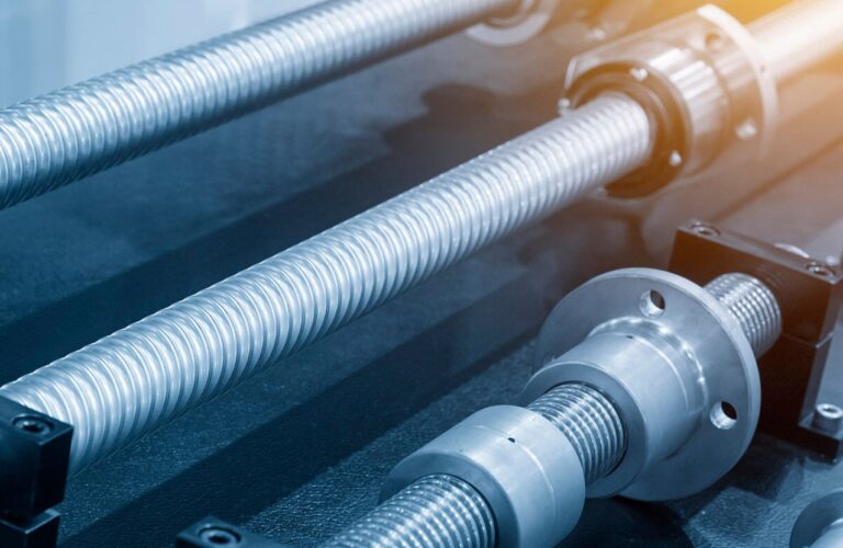 Lead Screws vs Ball Screws Differences, Benefits & Accuracy Comeau